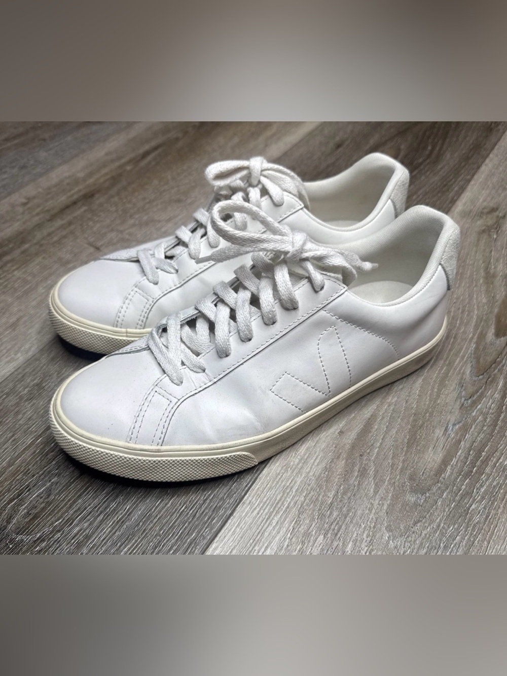 Veja Esplar Leather Logo Sneakers White Size 7 EUC